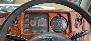 TATA NOVUS 3134 WITH CRANE