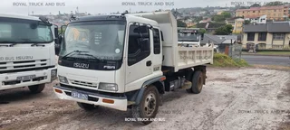 ISUZU 6m3 TIPPER