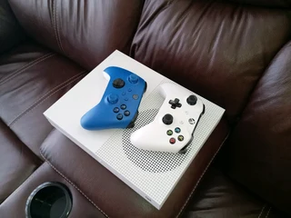 X Box 1 s