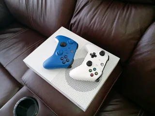 X box 1s