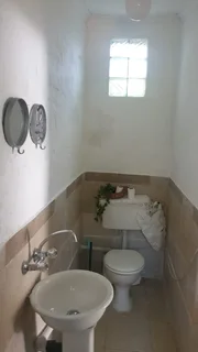 1 Bed cottage to rent in Kensington