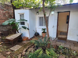 1 Bed cottage to rent in Kensington