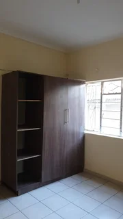 Room to rent in Bezuidenhout Valley