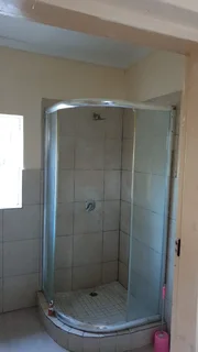 Room to rent in Bezuidenhout Valley