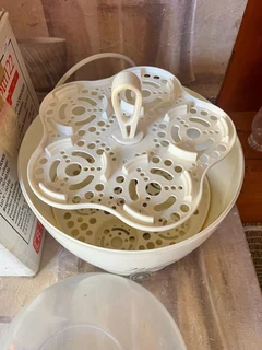 Breast Pump &amp; Bottle Steriliser (electric) -Mamilat Pump &amp; Nuby Steriliser- Guarantee