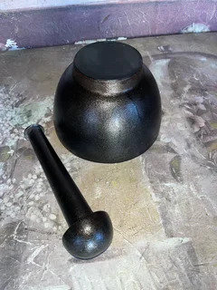 Pestle &amp; Mortar - New &amp; Unused in Cast Iron  - Excellent - Courier Delivery Arranged