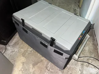 Camping Fridge / Freezer -Like New Dometic 80 litres (big) 12VDC &amp; 220VDC with Cover -Guarantee