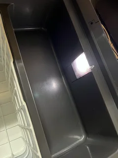 Camping Fridge / Freezer -Like New Dometic 80 litres (big) 12VDC &amp; 220VDC with Cover -Guarantee