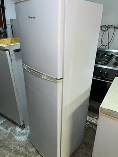 Fridge Freezer -Hisense 161 litres (small) in White -Excellent -Guarantee -Delivery Arranged