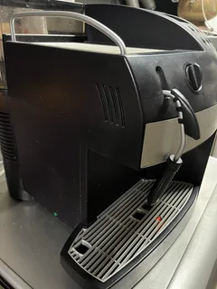 Coffee / Espresso / Cappuccino Machine -Siemens Automatic Bean to Cup with Milk Steamer -Guarantee