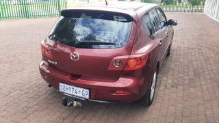 2005 Mazda 3 Coupe