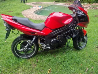 Triumph Sprint ST1050 Stripping for Spares