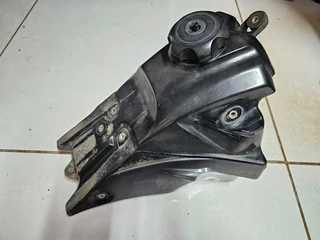 Yamaha WR250 WR250F Fuel / Petrol Tank