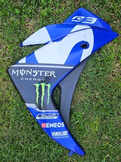 Yamaha YZF-R3 YZFR1 R3 Right Side Fairing / Panel / Cover