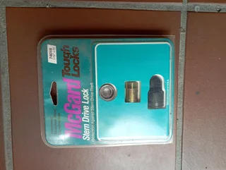 McGard 74018 motor lock