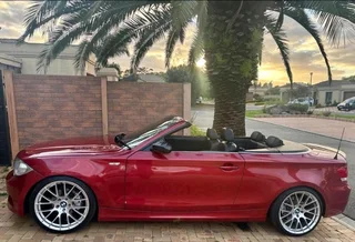 Bmw 120i convertable 2010