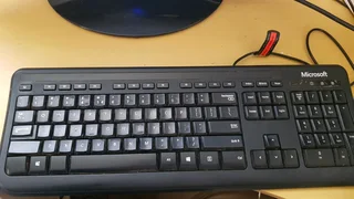 VR-READY GAMING PC SETUP