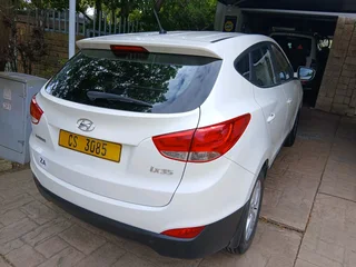 EXCELLENT CONDITION...Hyundai ix35 2.0 Manual
