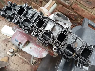 VW diesel Intake manifold with flaps in good condition