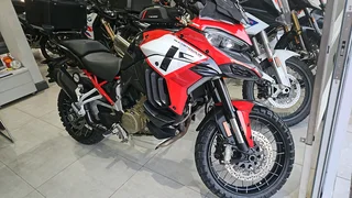 2022 Ducati Multistrada V4 Enduro- Only 11000km