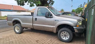 Ford f250 single cab stripping for spares