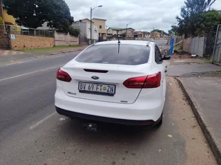 2017 Ford Focus Sedan 1.0 ecoboost