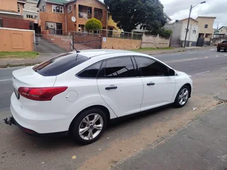 2017 Ford Focus Sedan 1.0 ecoboost