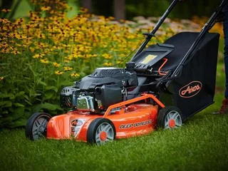 Ariens Self Propelled Razor Lawn Mower 21"