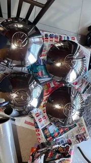 Secondhand VW Beetle Hub Caps