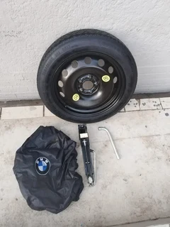 18 inch Original BMW X3 F25 Space Saver Spare Wheel with Tools and Wheel Cover