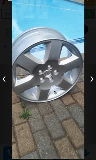 19 inch Brand New Unused Land Rover Disco 4, Full Size Factory Spare Wheel