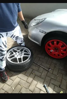 Porsche Carrera S Space Saver Spare Wheel with Jack set and Wheel Cover