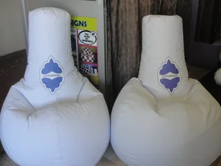 Bean bags chairs