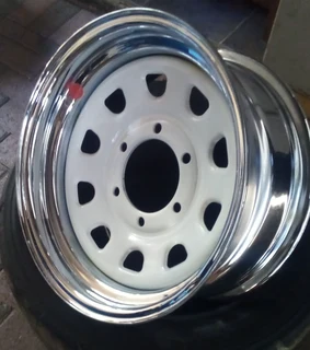 New 15&#34; 6x139pcd chrome/white steel rims for taxi&#39;s/Toyota Quantum.