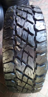 Brand new LT315/70r17 Cooper Discovere S/T Maxx tyre.