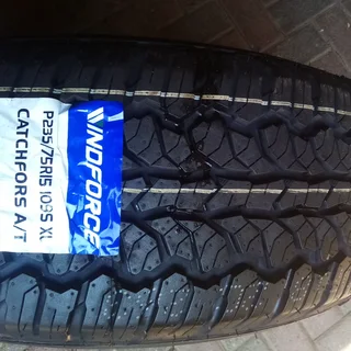 2x new 15&#34; 6 hole magwheels fitted with all terrain tyres for bushtrailers.