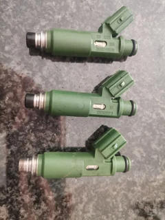 Denso Fu-el Injectors 23250-22040 For Toyota Pontiac Chevrolet