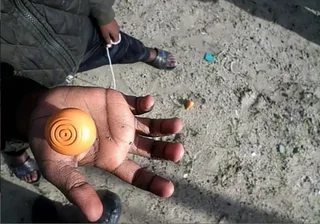 Manufacture of Spinning Tops - Playing Tops  - Carrot Tops - Small