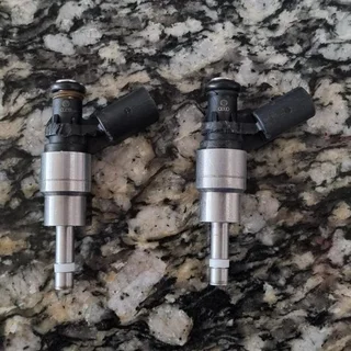 Bosch 0261 500 026 or 0261 500 020 Injectors