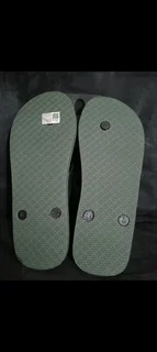 Pony Flip flops size 6 and 7