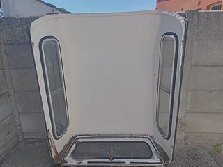 Canopy fits Datsun Nissan 1.4 bakkie, very useful for the handy man