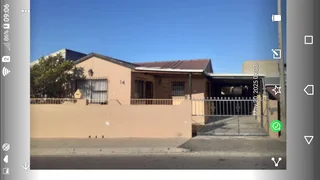 House - Ad posted by Debcee