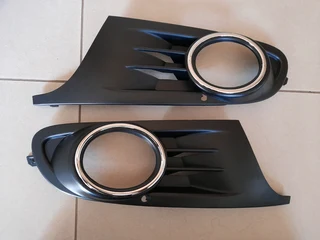 VW GOLF 6 BRAND NEW FOGLIGHT COVERS SET WITH CHROME TRIMS FORSALE  R150