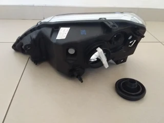 NISSAN NP200 FACELIFT 2012/2024  BRAND NEW HEADLIGHTS FOR SALE PRICE: R995 EACH