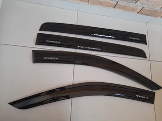 Ford ranger t6 t7 t8 (12 21) New double cab windshields black type for sale price r650