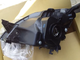 Honda crv 02 04 brand new headlights forsale price R1695 each