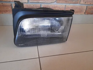 ISUZU 1998/2003 BRAND NEW HEADLIGHTS FORSALE R795 EACH