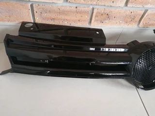 VW GOLF 6 R LINE  BRAND NEW FRONT GRILLES FORSALE R1100