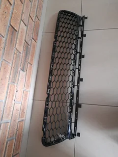 VW GOLF 7 GTI BRAND NEW LOWER CENTER GRILLES FORSALE R750