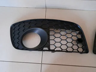 VW GOLF 5 GTI BRAND NEW FOGLIGHT COVERS SET WITH VENTS TYPE FORSALE  R450
